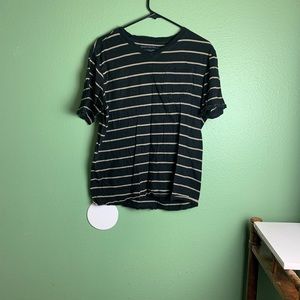 Black with Gold Strips Shoet Sleeve